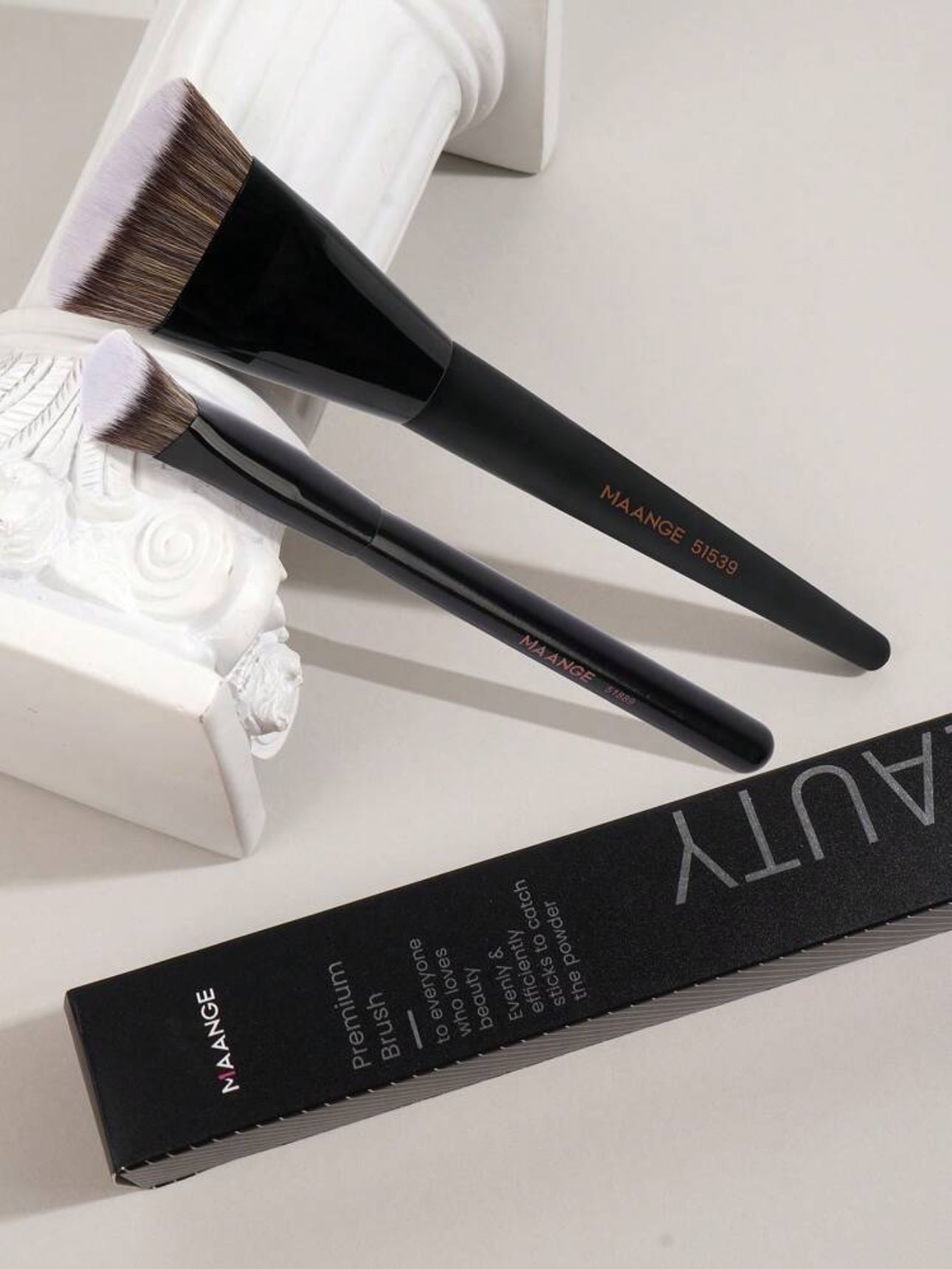 Set de Brochas para Base y Corrector
