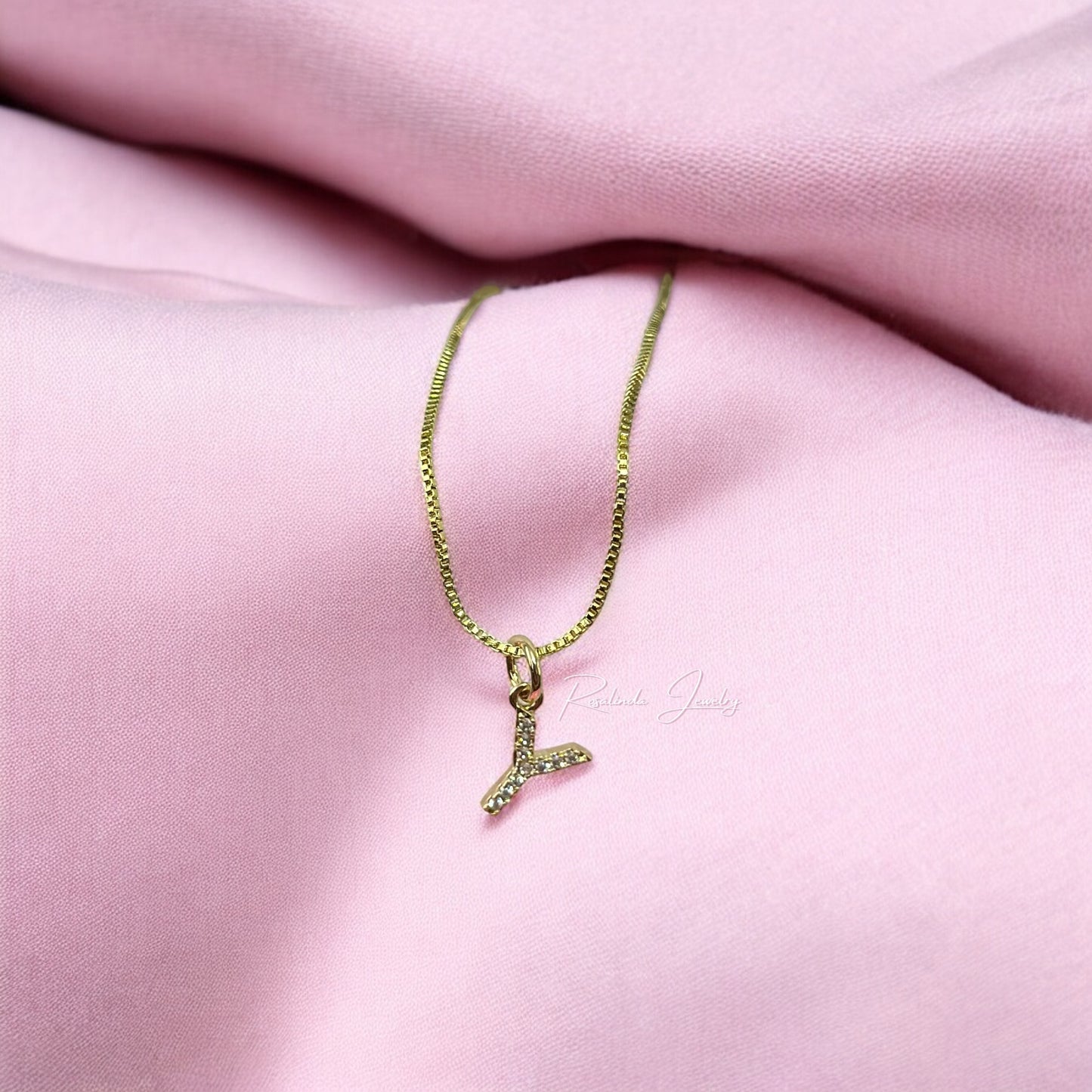 Collar Cadena con Inicial