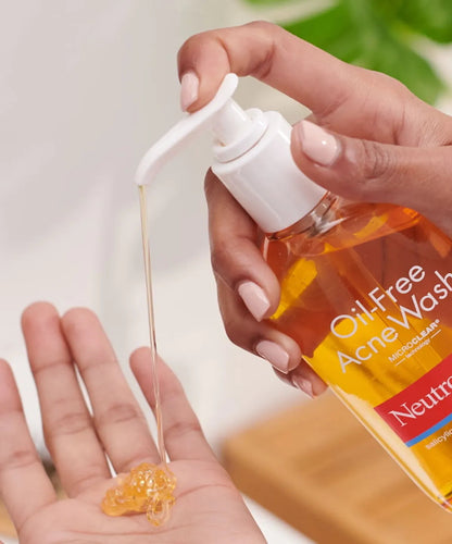 Neutrogena Oil-Free Acne Wash – Gel Facial con Ácido Salicílico